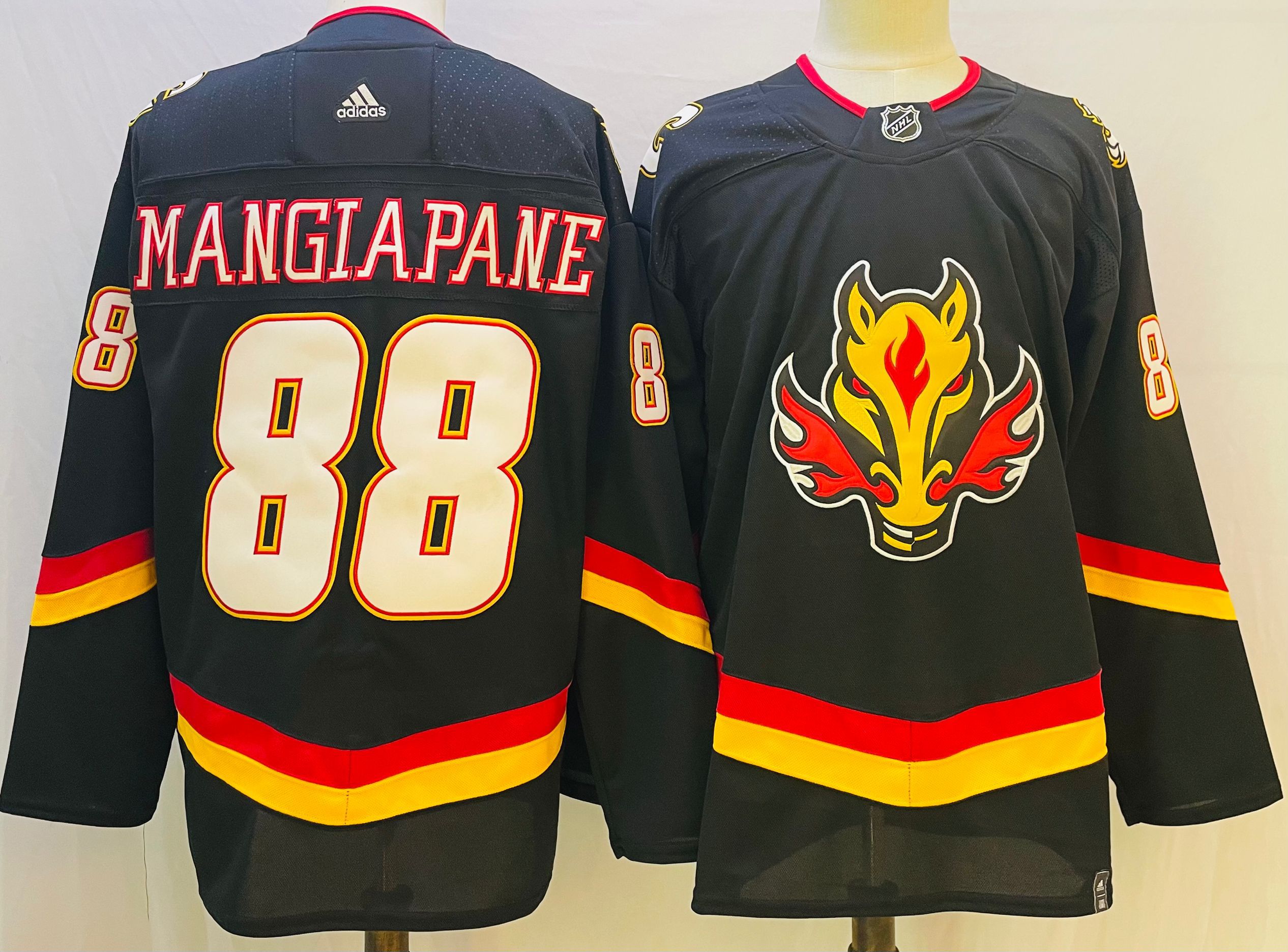 Men Calgary Flames #88 Mangiapane Black Throwback 2022 Adidas NHL Jersey->ottawa senators->NHL Jersey